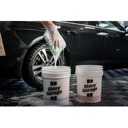 Shiny Garage Base Shampoo 500ml