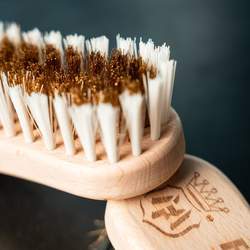 Labocosmetica Floor & Carpet Brush